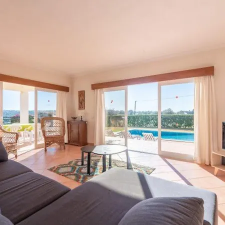 Agua - Modern Villa, Quiet Location Walkable To Restaurant And Supermarket