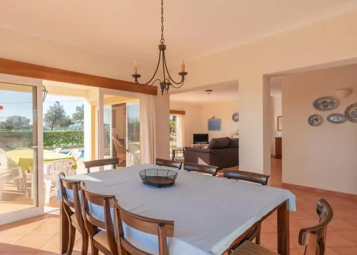 Agua - Modern Villa, Quiet Location Walkable To Restaurant And Supermarket * Guia (Faro)