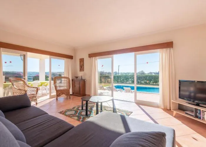 Agua - Modern Villa, Quiet Location Walkable To Restaurant And Supermarket
