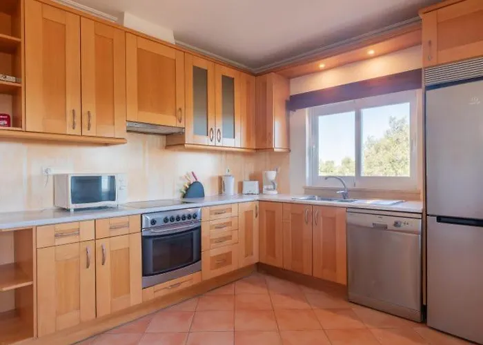 Villa Agua - Modern Villa, Quiet Location Walkable To Restaurant And Supermarket Guia (Faro)